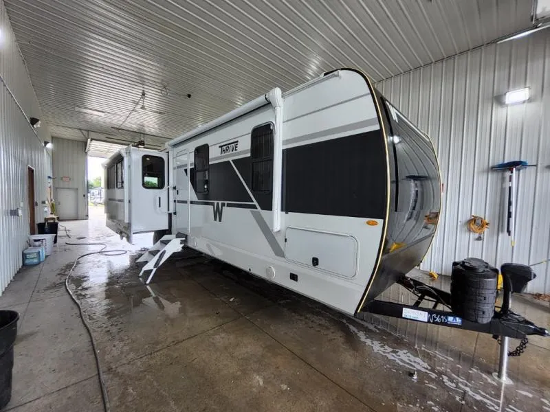 2026 Winnebago Thrive 29RLO - Photo 2