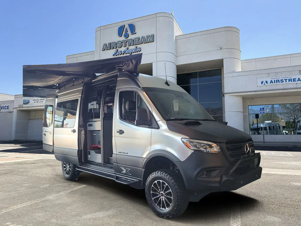 2027 Airstream Atlas 25RT - Photo 3