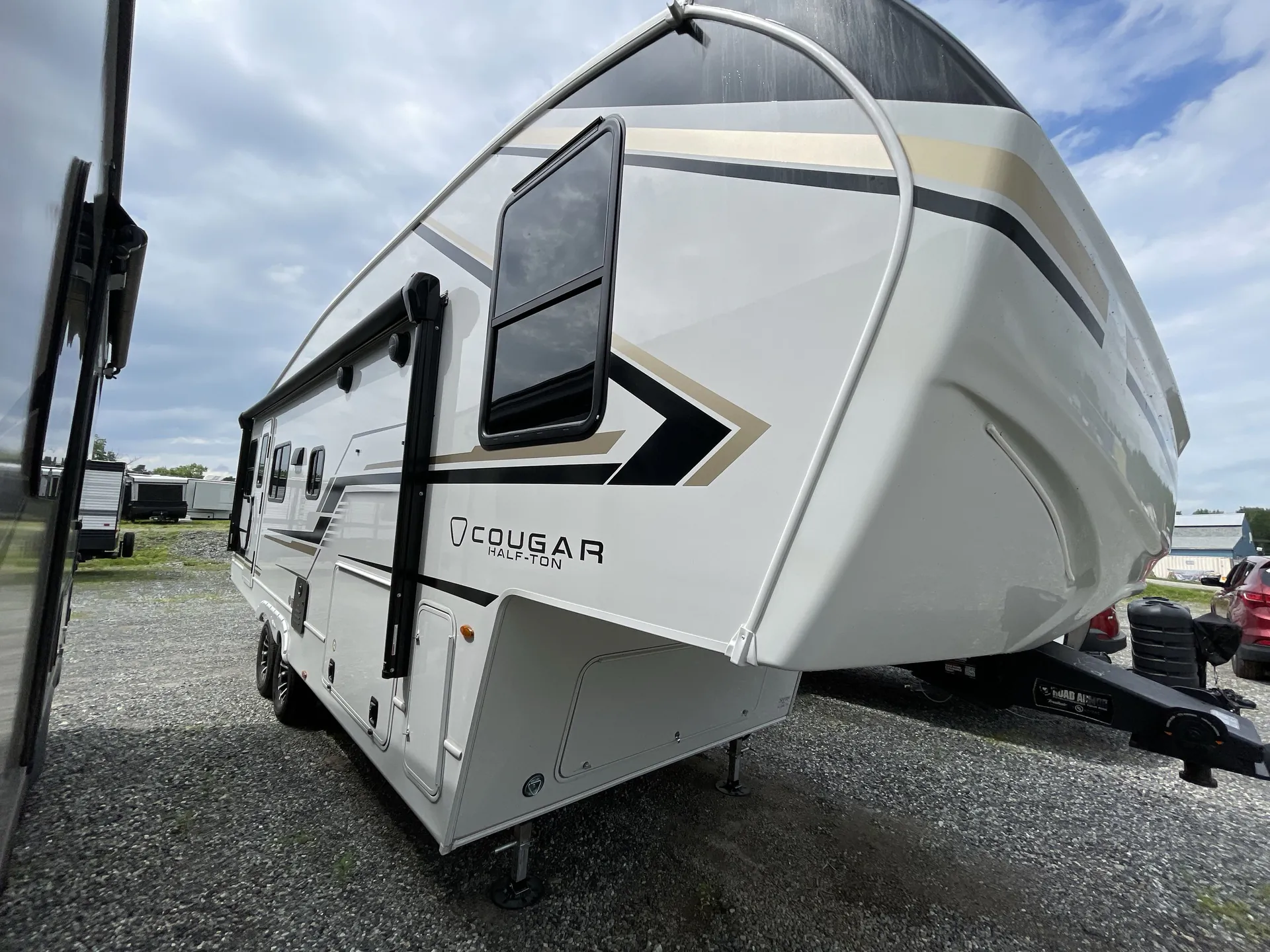 2026 Keystone Cougar Half-Ton 24RDS - Photo 2