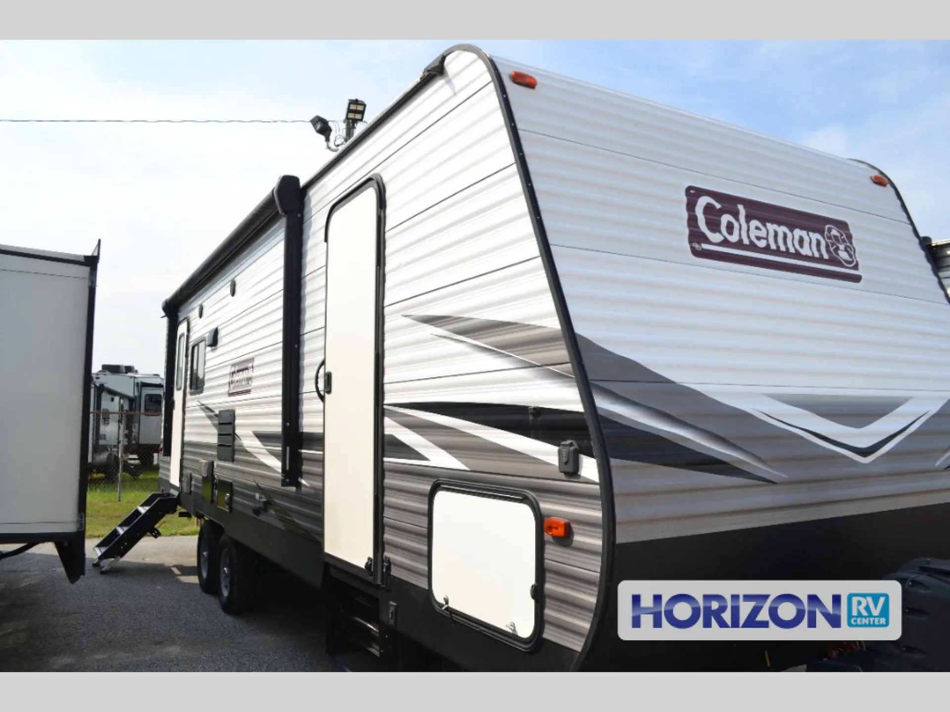 2020 Dutchmen Coleman Lantern 264RL - Photo 4