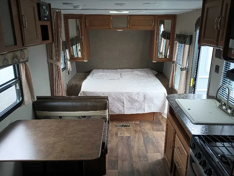 2018 Keystone Springdale 220BHWE, Photos photo 13