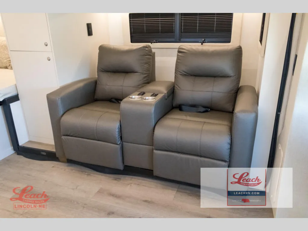 2027 Tiffin Wayfarer 25 PW, Photos photo 17