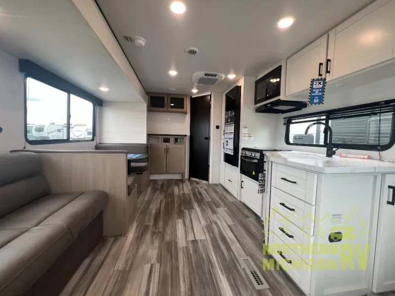 2026 Jayco Jay Flight SLX 262RLS - Photo 3