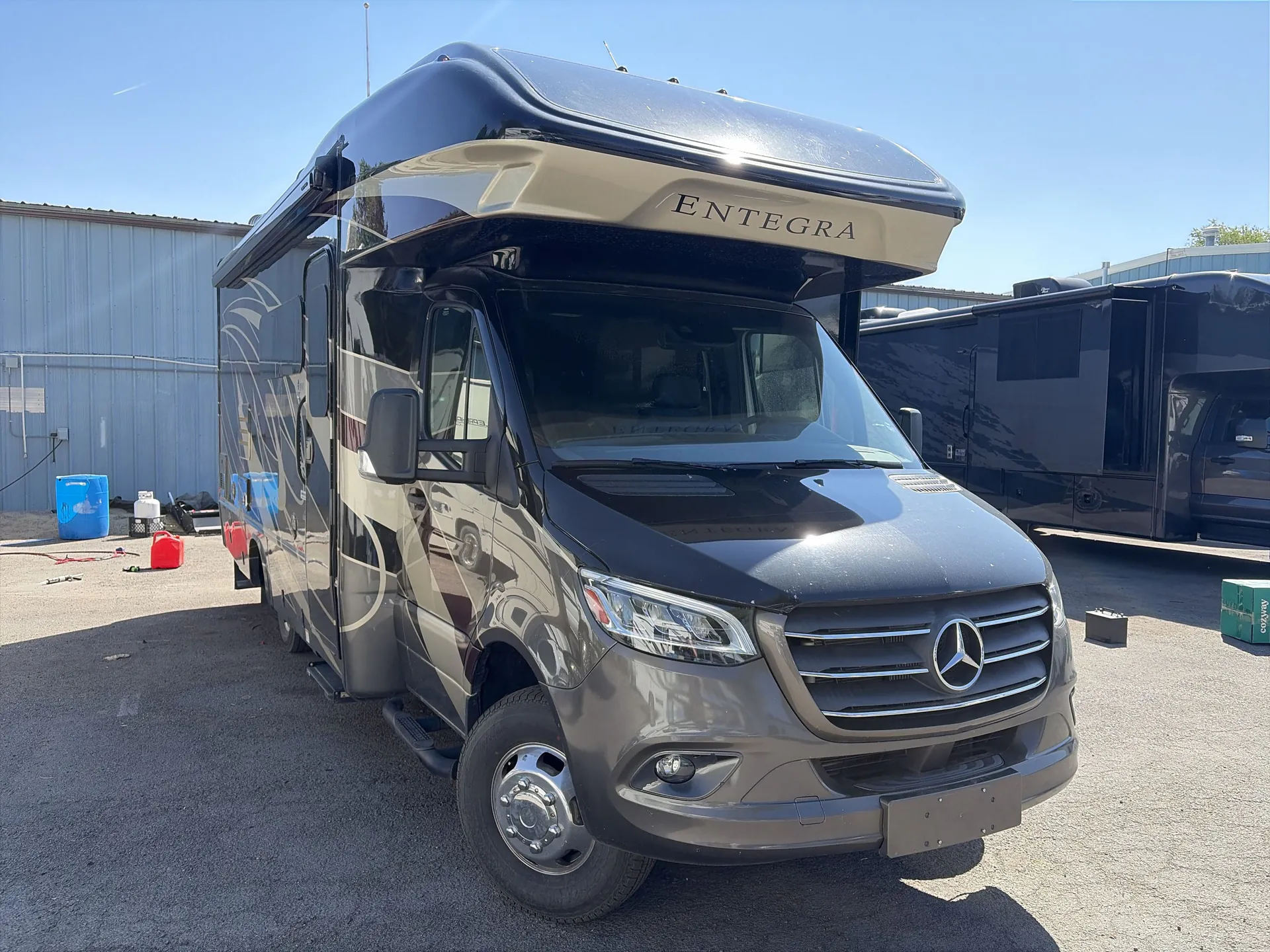 2020 Entegra Coach Qwest 24R - Photo 2