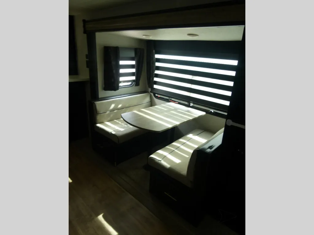 2021 Forest River Cherokee 306MM, Photos photo 20
