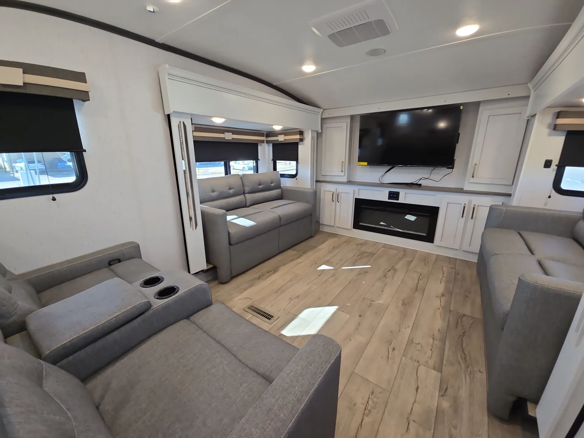2023 Dutchmen Astoria Platinum 3803FLP — living area main