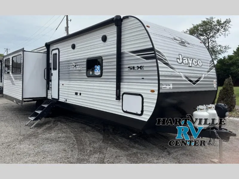 2025 Jayco Jay Flight SLX 334RTS - Photo 3