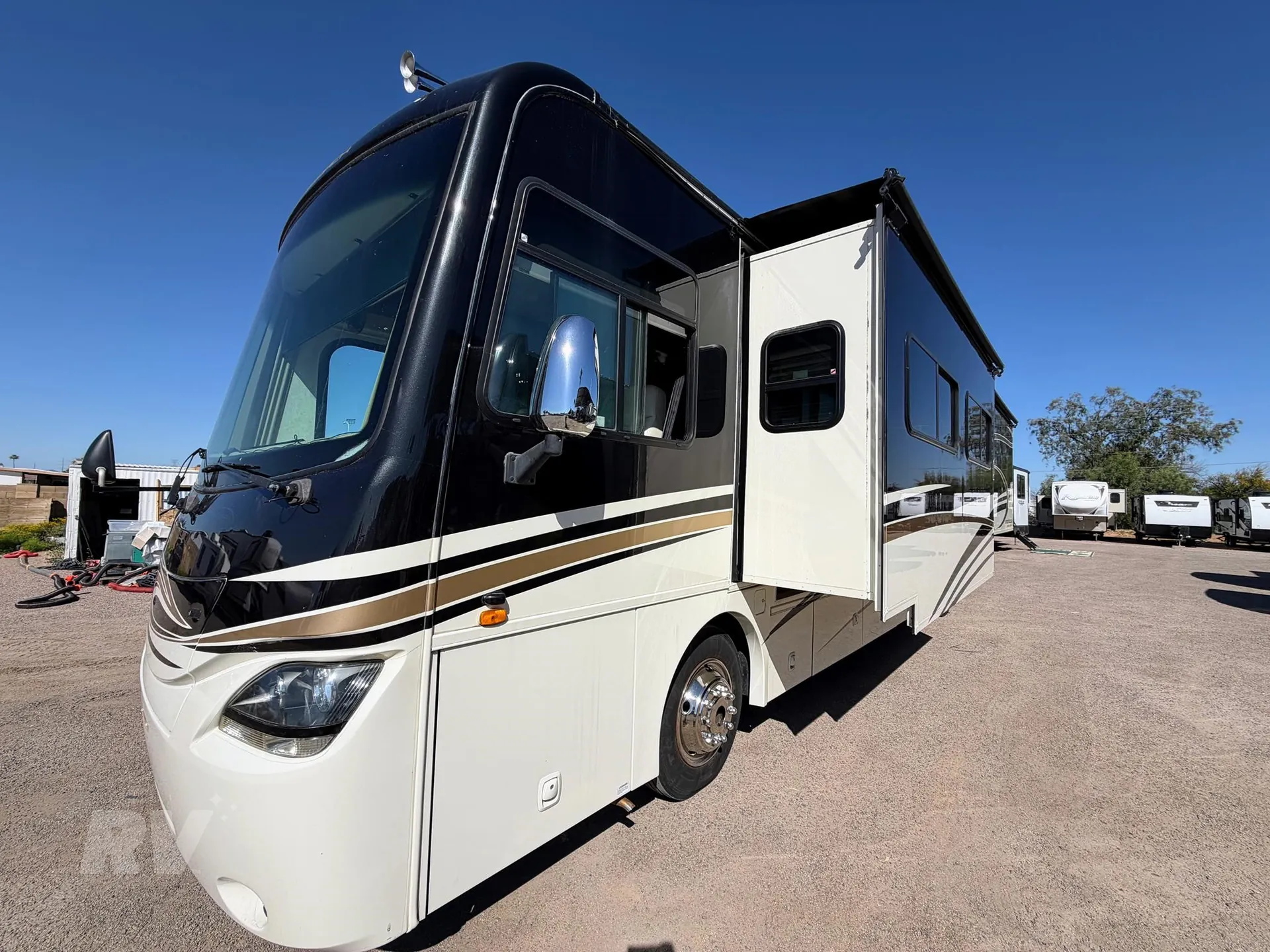 2013 Coachmen Sportscoach Cross Country 406QS - Photo 2