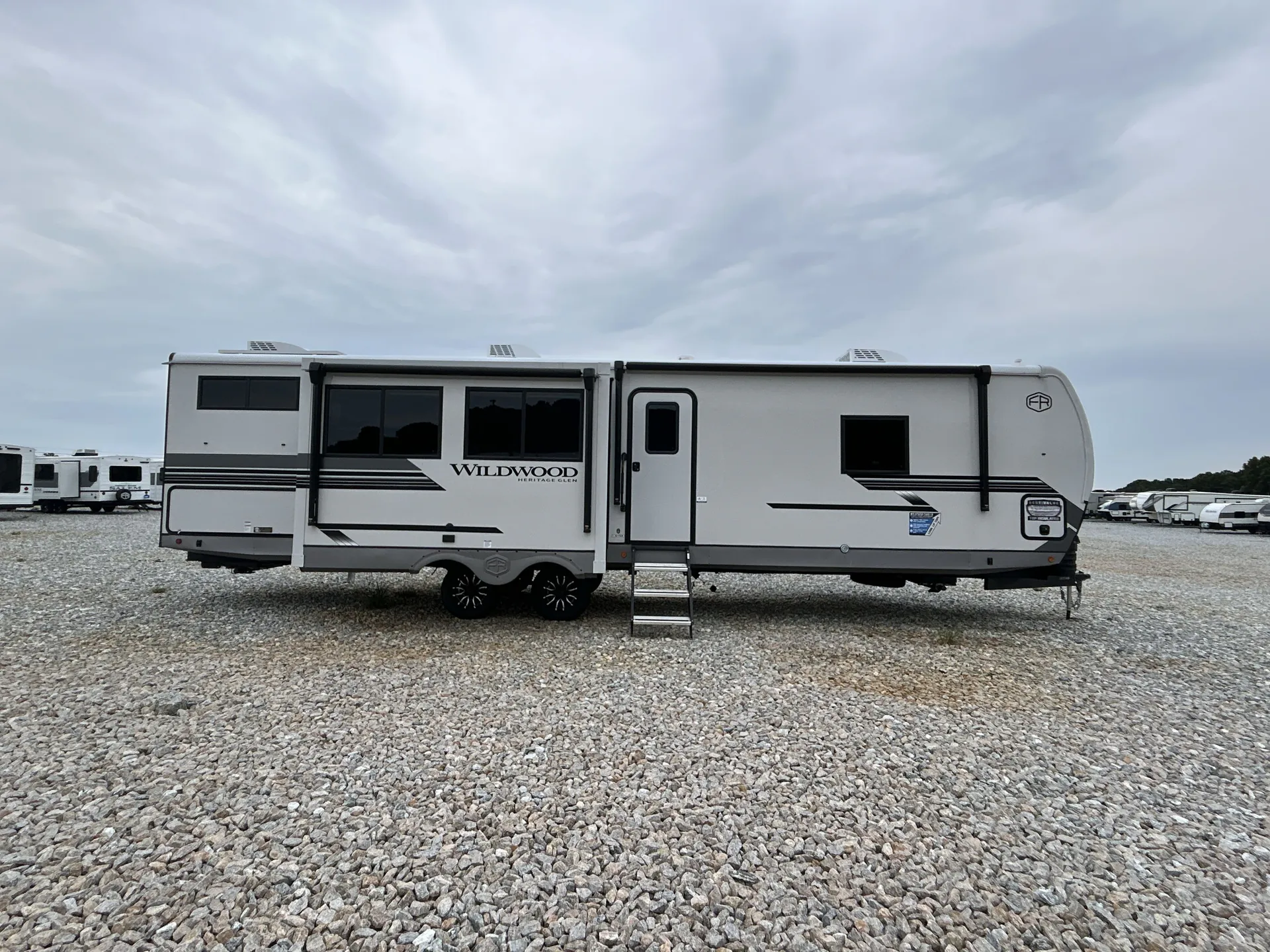 2027 Forest River Wildwood Heritage Glen 301FAM — campside