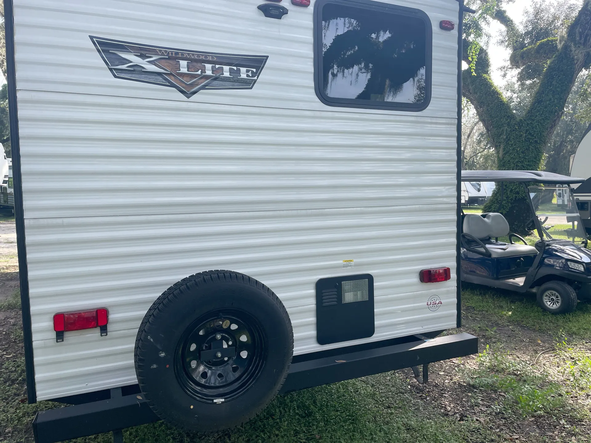 2023 Forest River Wildwood X-Lite 261BHXL — backside