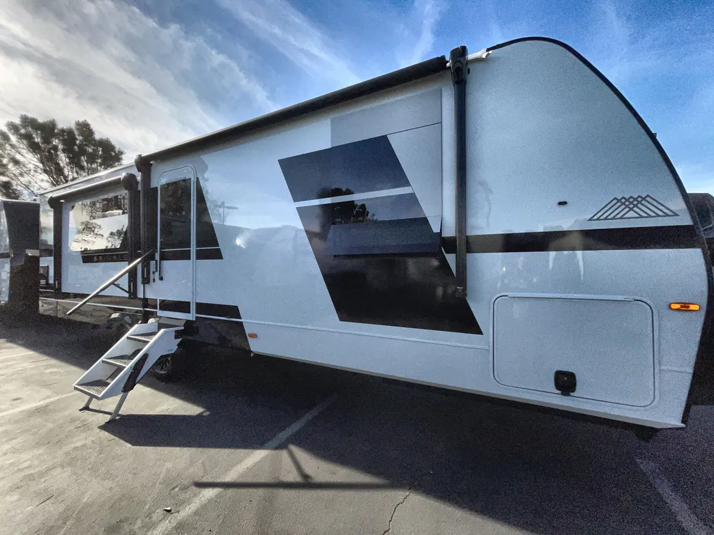 2026 Brinkley Model I 280, Photos photo 2