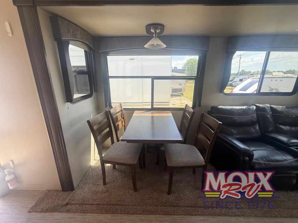 2019 Forest River Wildcat 383MB, Photos photo 9