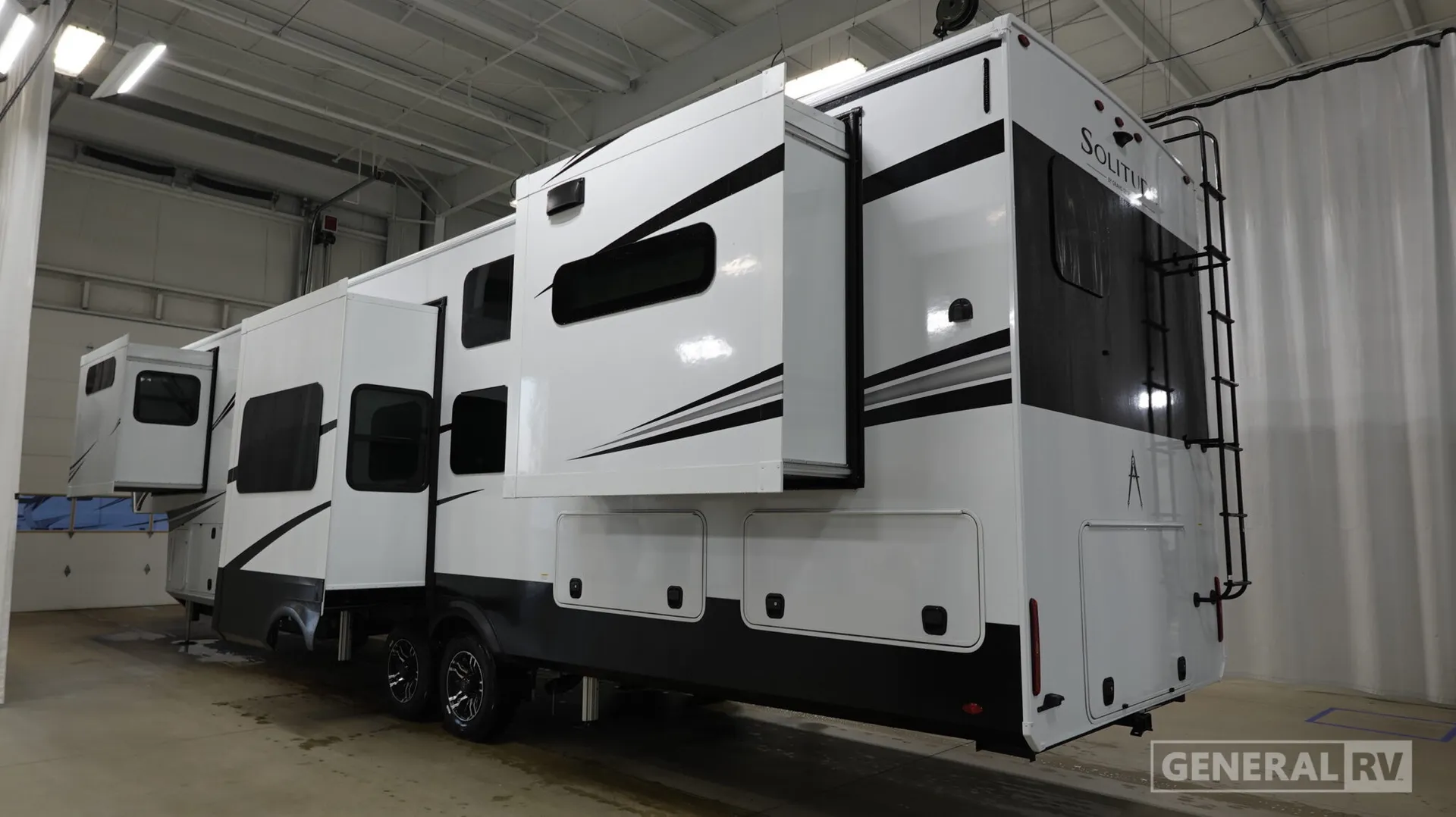2027 Grand Design Solitude 390RK - Photo 4