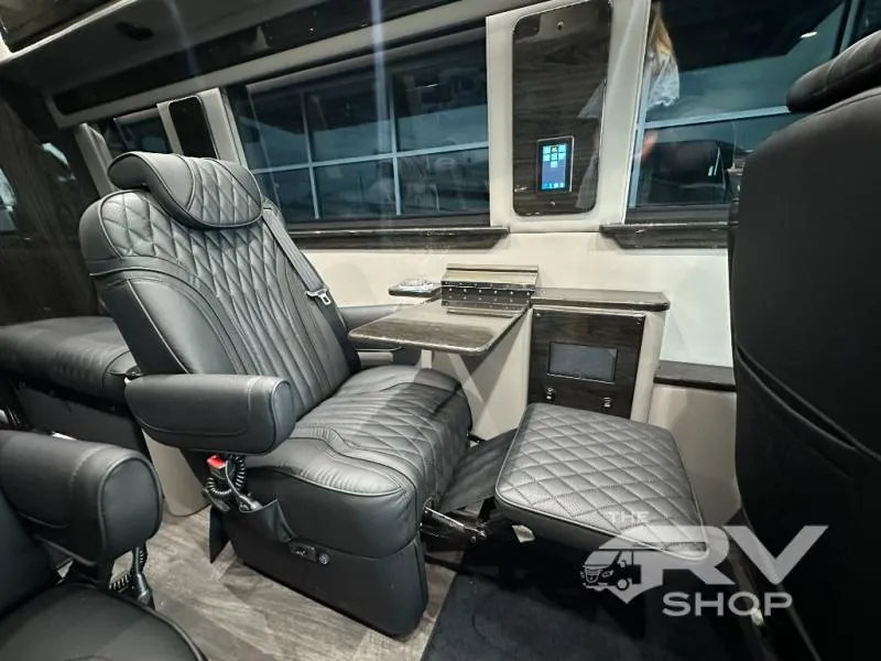 2026 Midwest Automotive Designs Day Cruiser D6 - Photo 3
