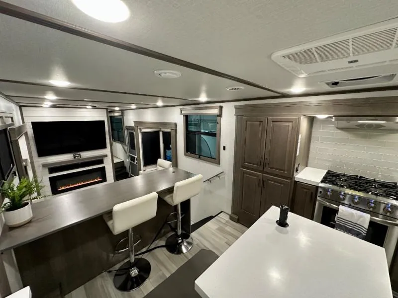 2024 Grand Design Solitude 390RK - Photo 4