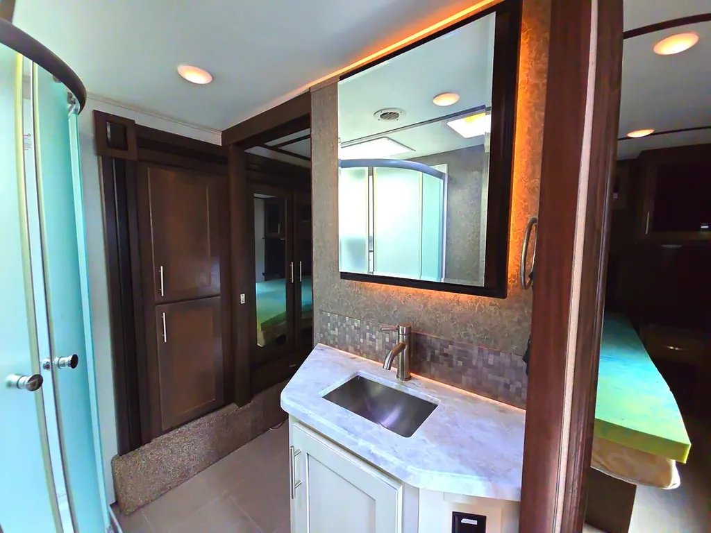 2019 Jayco Seismic Luxury Series 3512, Photos photo 13