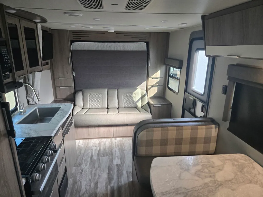 2021 Grand Design Imagine XLS 21BHE, Photos photo 12