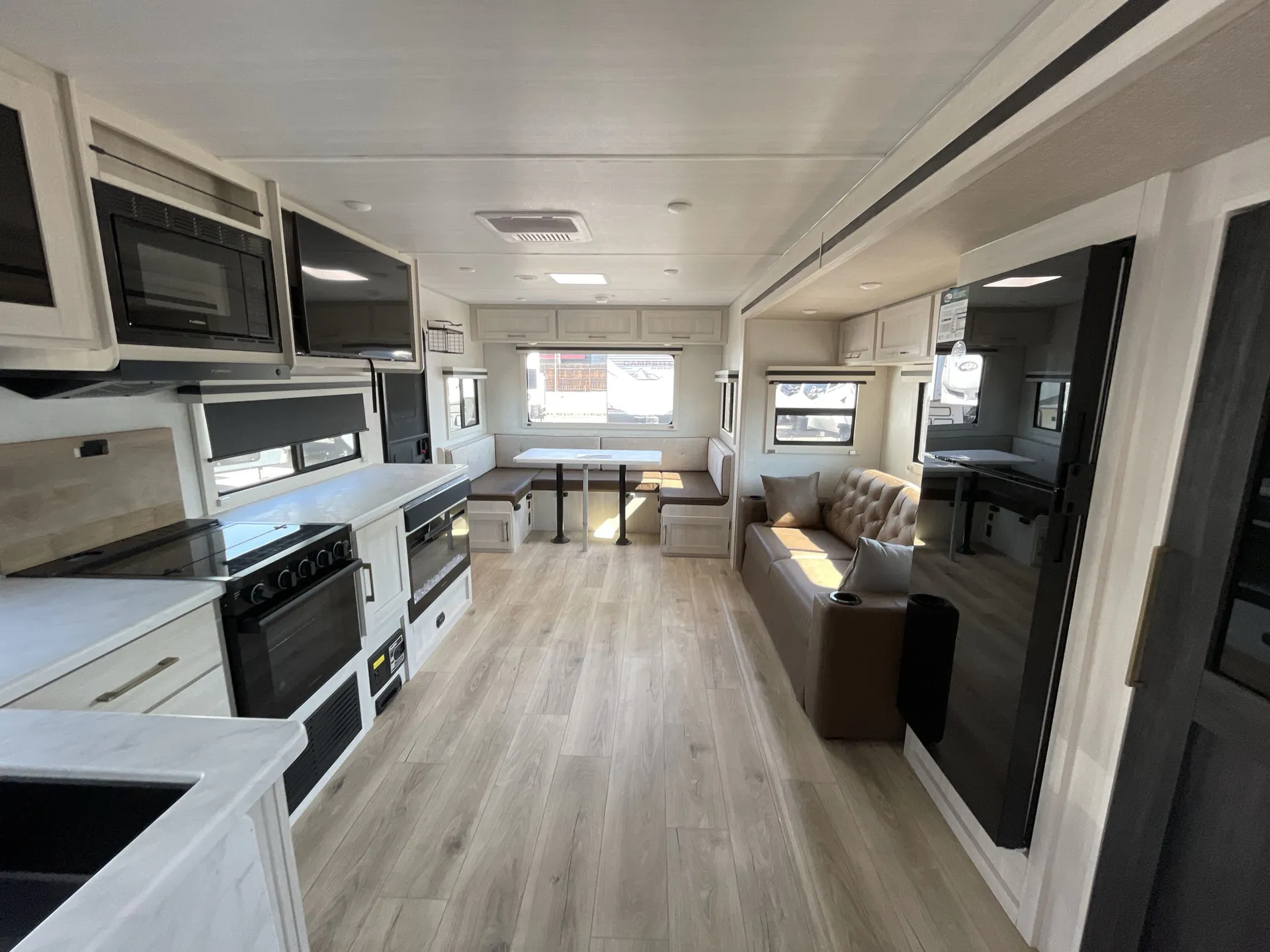 2025 Forest River Grand Surveyor 253RLS — living area main