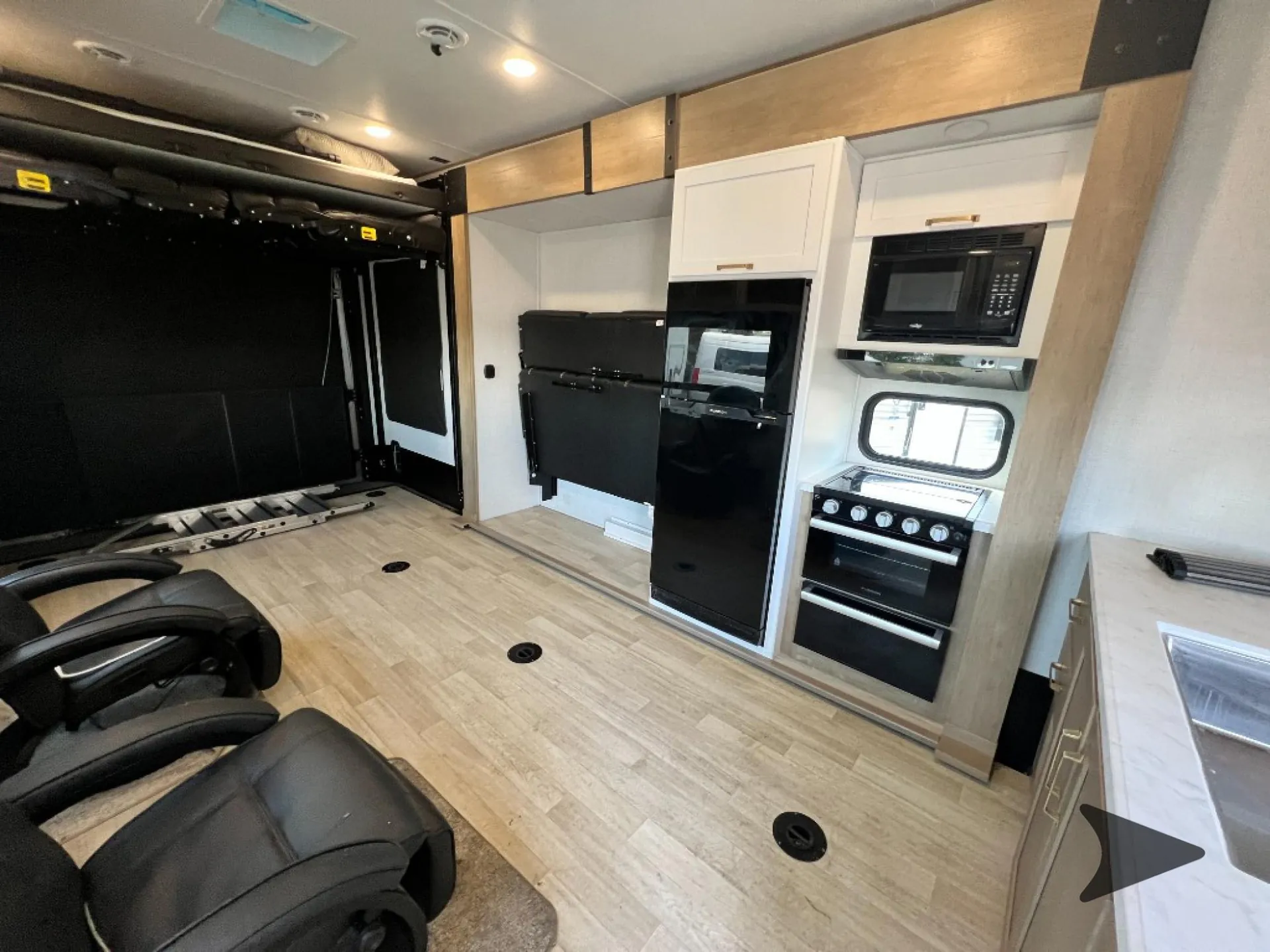 2024 Keystone Carbon 32 dealer photo 4 from Bish's RV