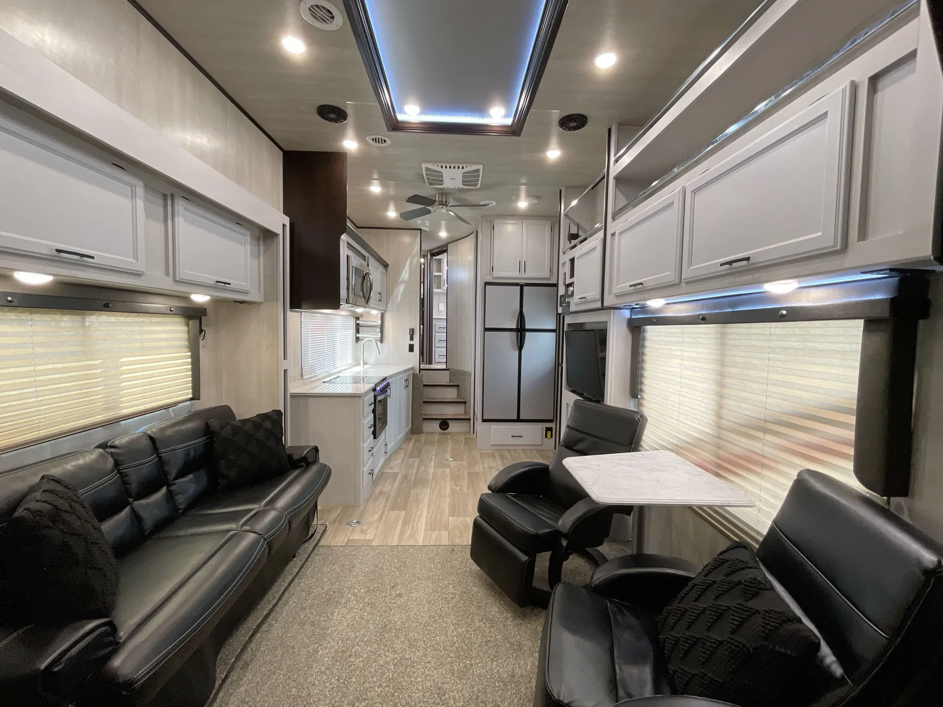 2024 Genesis Supreme Vortex VXL 3317VXL — living area main