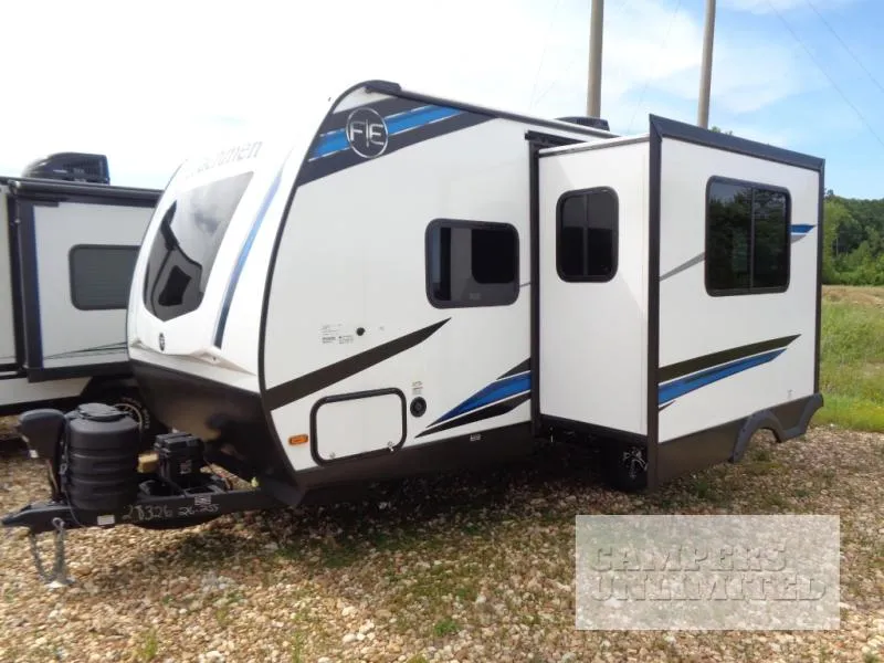 2024 Coachmen Freedom Express Ultra Lite 226RBS - Photo 3