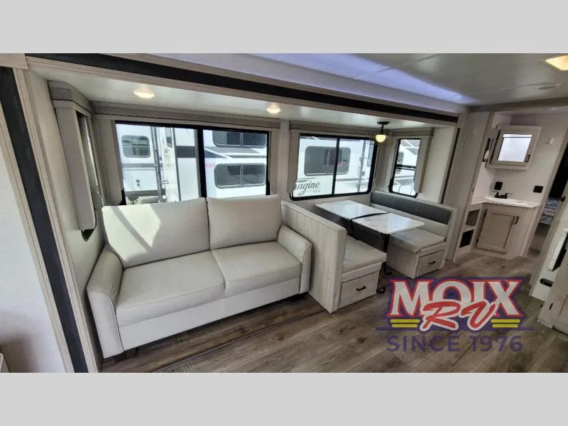 2022 East to West Alta 2850KRL - Photo 3