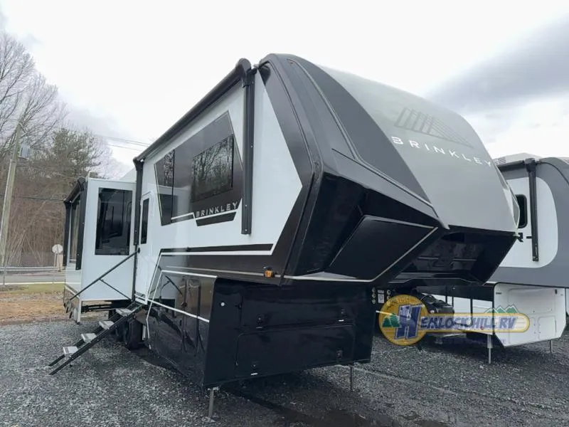 2025 Brinkley Model G 3250 - Photo 2