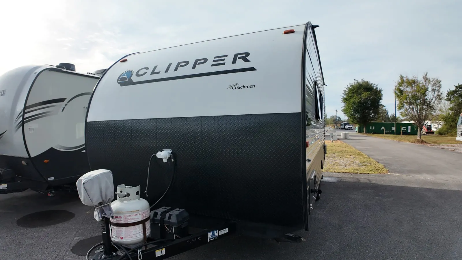2023 Coachmen Clipper 18FQ - Photo 3