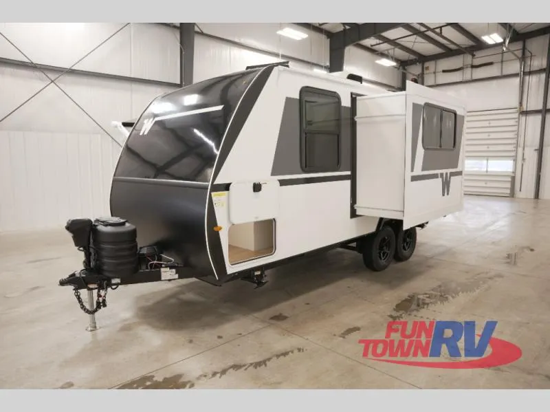 2026 Winnebago Micro Minnie 2108DS - Photo 3