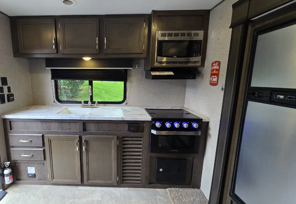 2020 Jayco Jay Flight SLX 8 235RKS - Photo 4