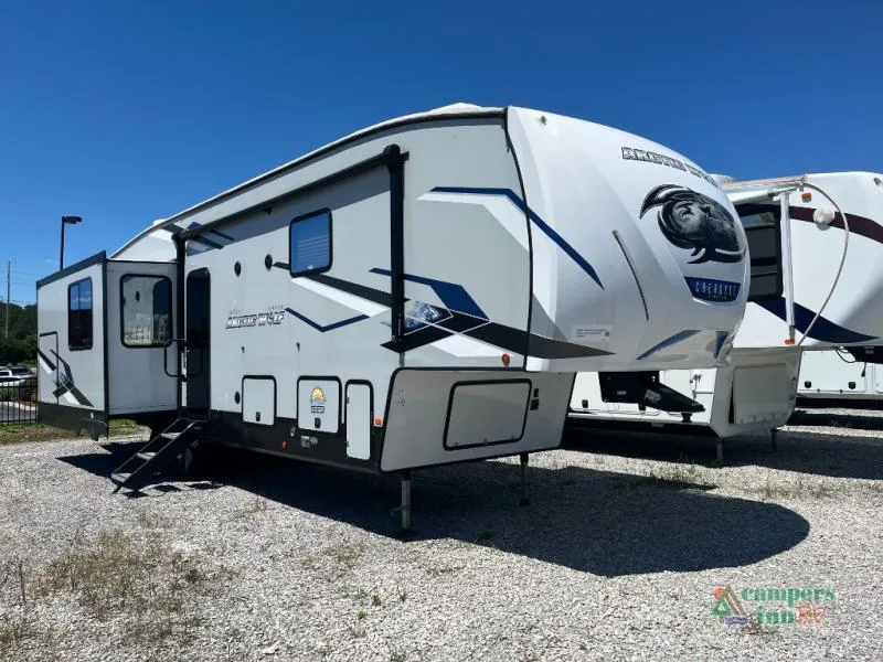 2023 Forest River Cherokee Arctic Wolf 3550 SUITE - Photo 2