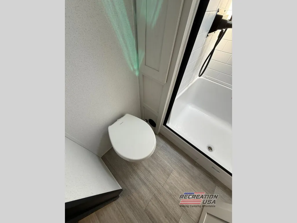 2026 Forest River Solaire 3380RLBT, Photos photo 24