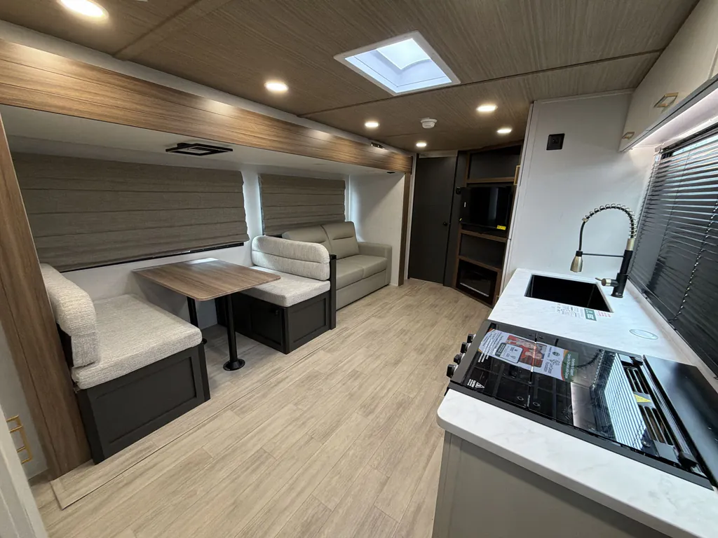 2026 Forest River Vibe Extreme Lite 2600RB, Photos photo 4
