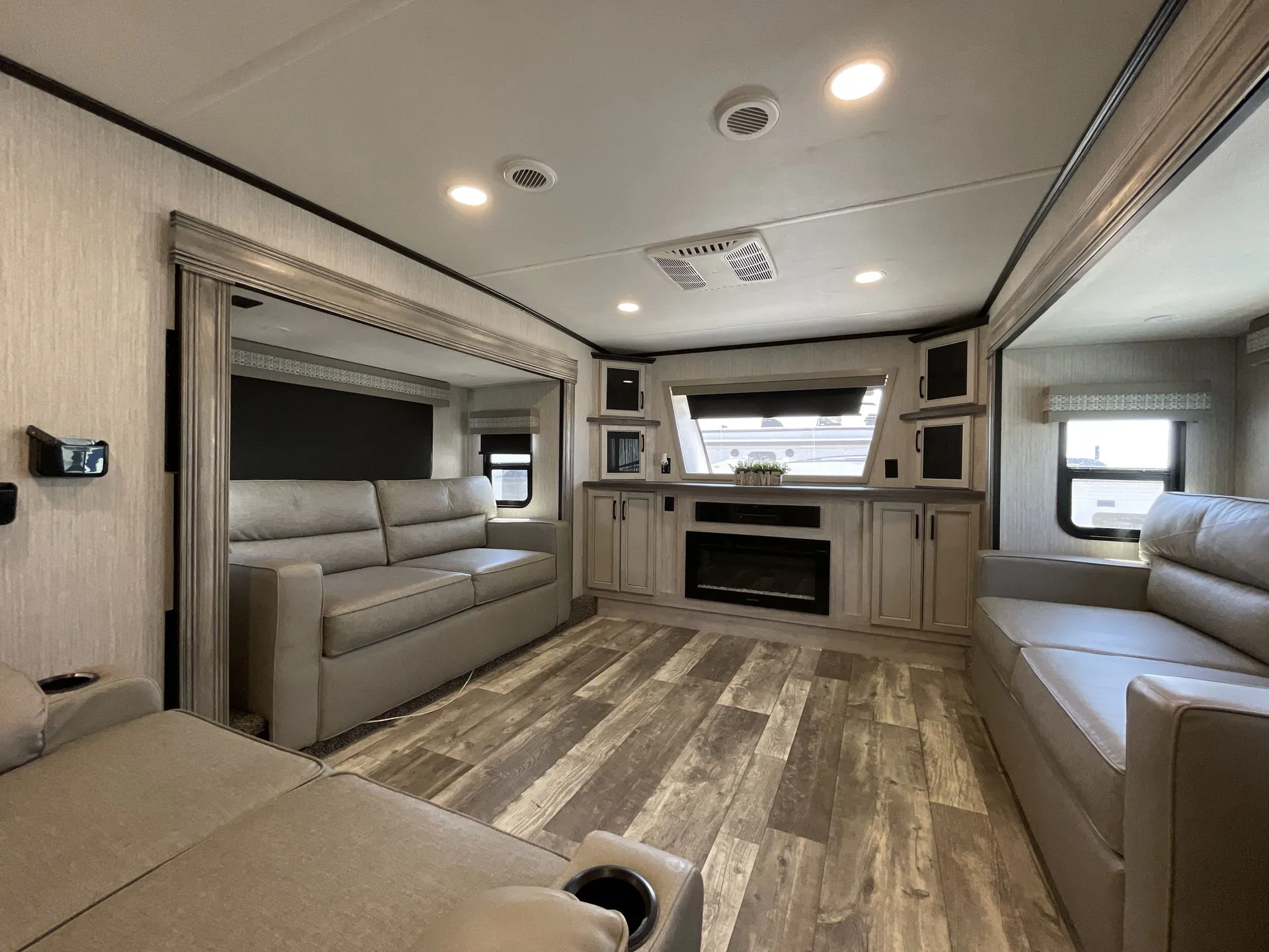 2022 Forest River Sierra Luxury 379FLOK — living area main