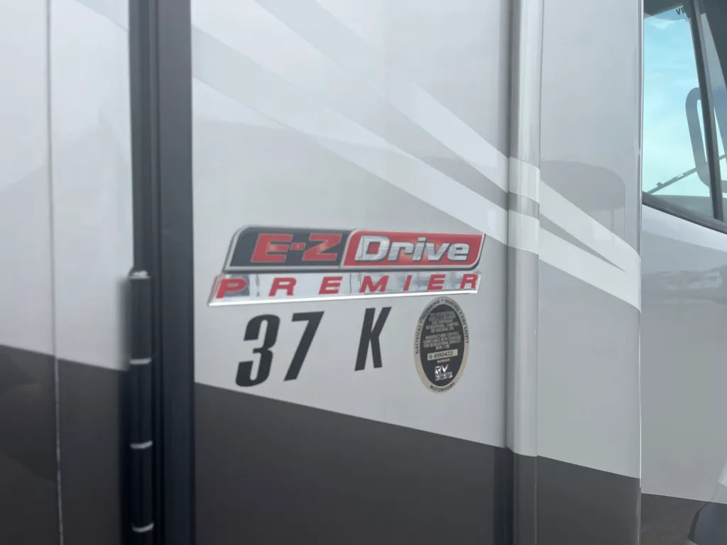 2026 Entegra Coach Accolade 37K, Photos photo 7