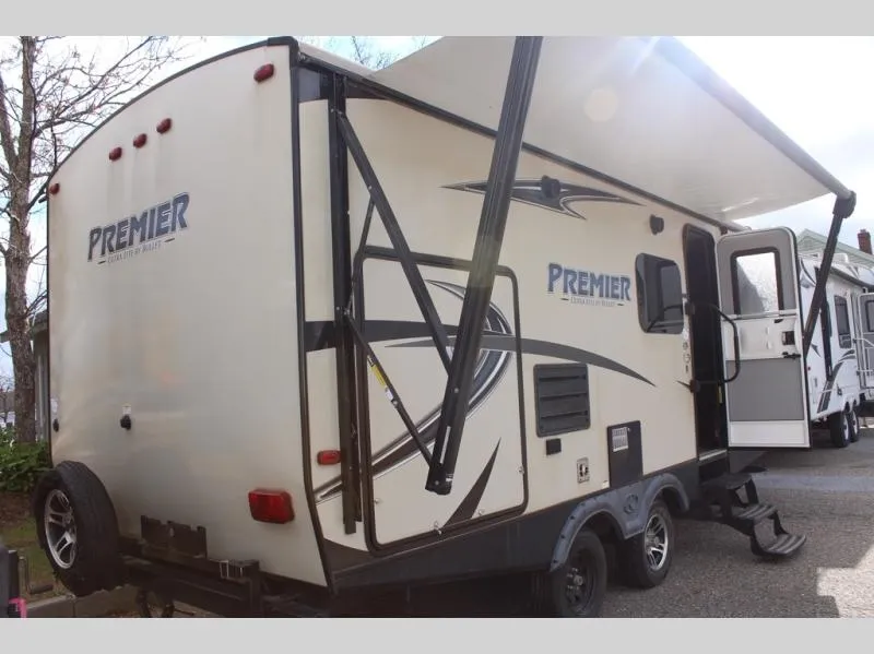 2016 Keystone Bullet Premier 22RBPR - Photo 4