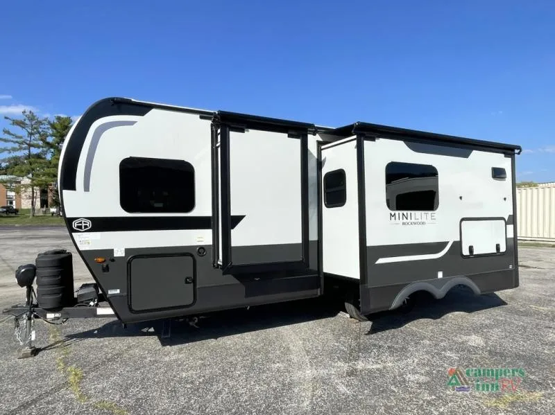 2026 Forest River Rockwood Mini Lite 2522FB - Photo 4