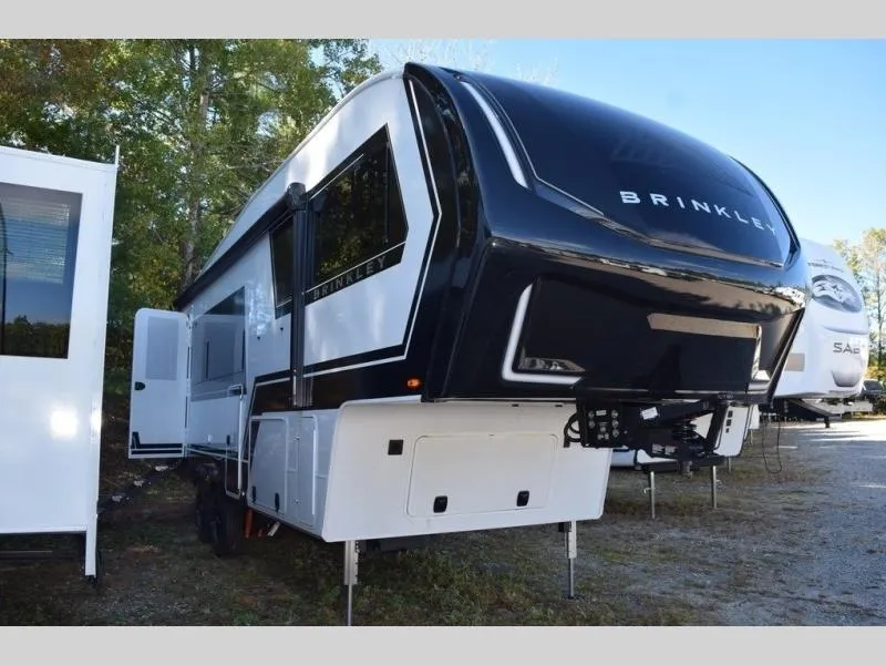 2026 Brinkley Model Z 2670 - Photo 4