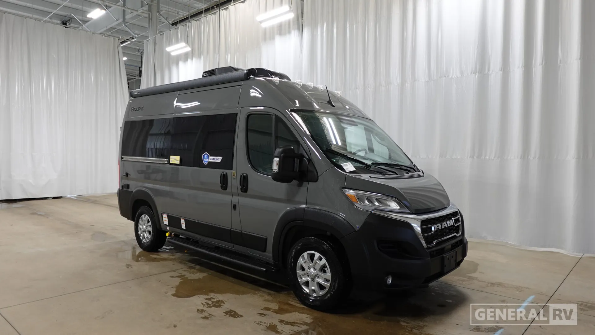 2027 Thor Motor Coach Scope 18M - Photo 2