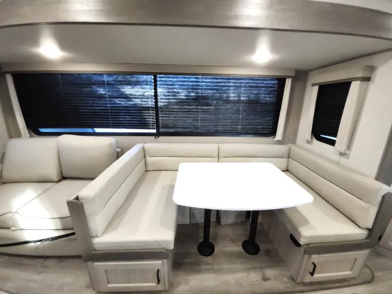 2026 Coachmen Catalina Legacy Edition 273DBHCK, Photos photo 14