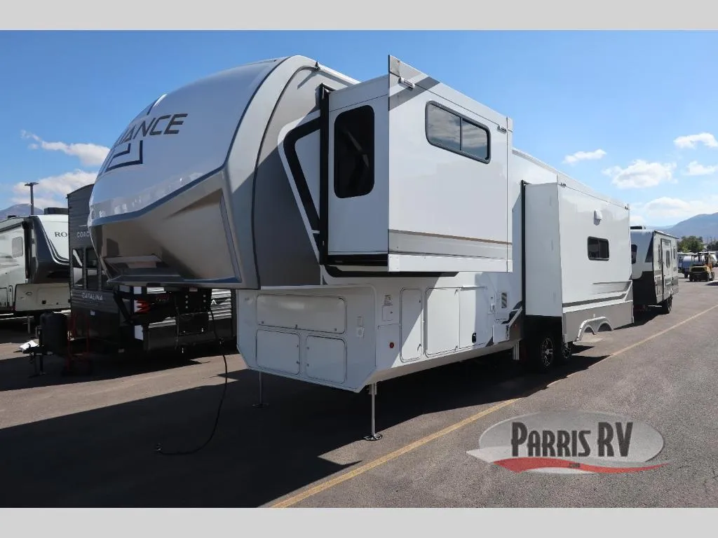 2026 Alliance RV Paradigm 310RL - Photo 4