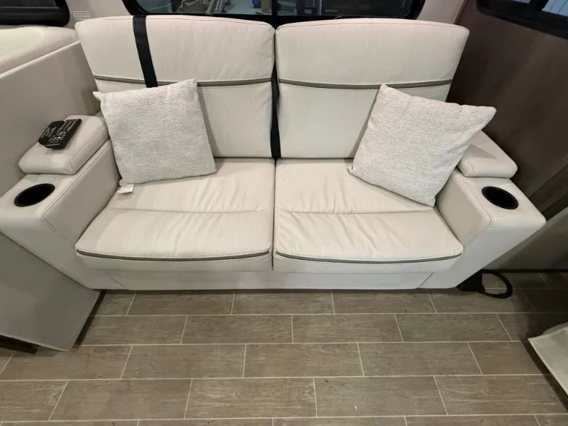 2022 Forest River Georgetown 5 Series GT5 36B5, Photos photo 8