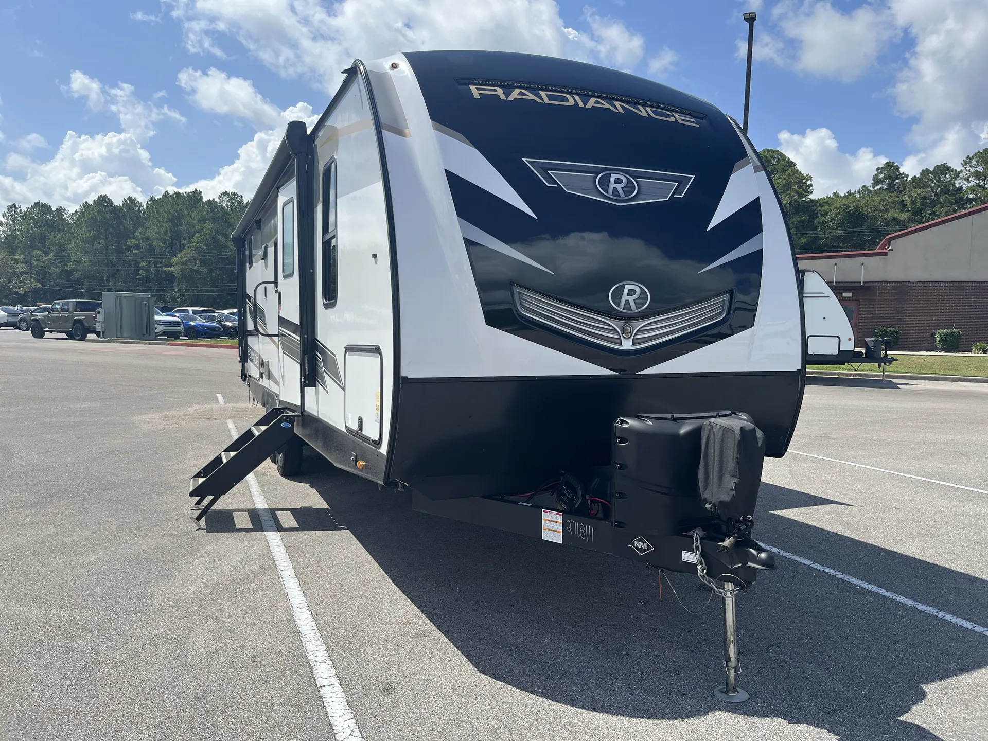 2023 Cruiser RV Radiance 25BH - Photo 2