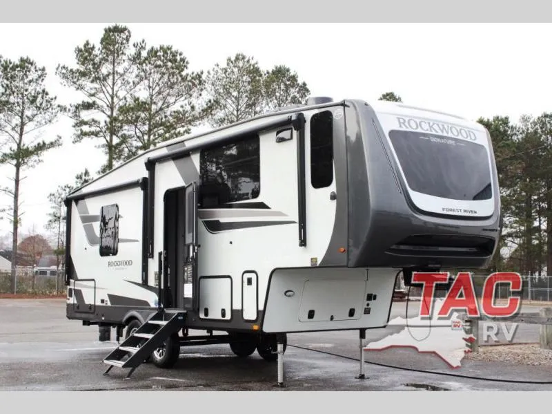 2026 Forest River Rockwood Signature 290SFK - Photo 4