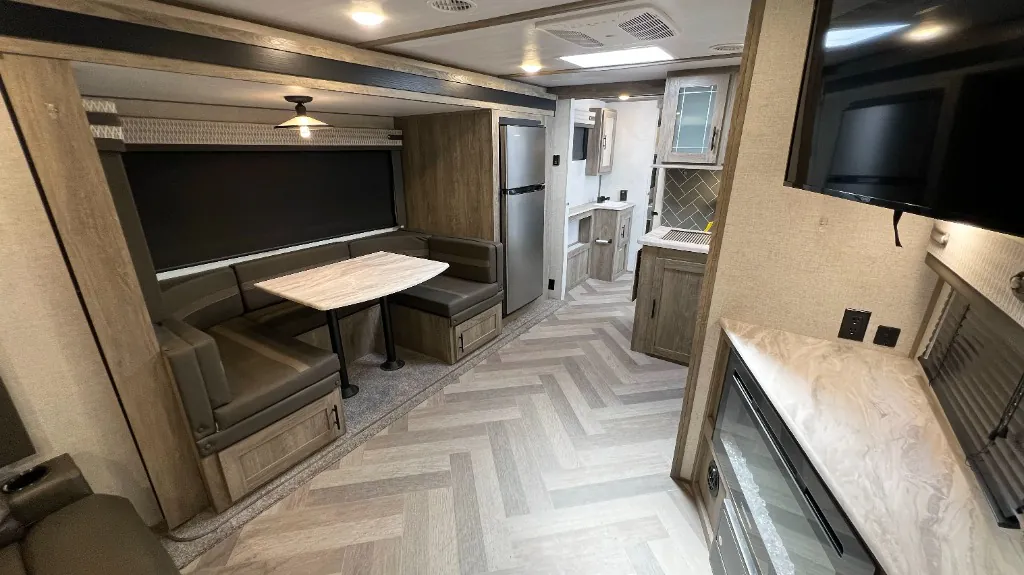 2020 Forest River RV Salem Hemisphere Hyper-Lyte 24RLHL — Photo 5
