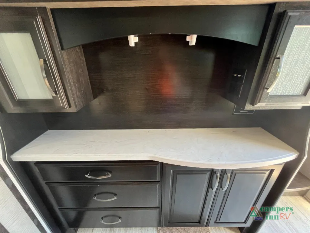 2018 Grand Design Momentum 376TH, Photos photo 24