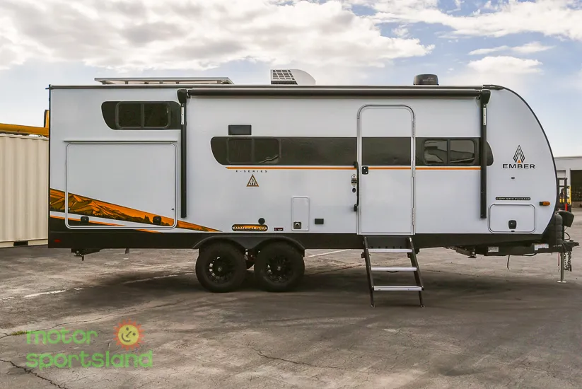 2027 Ember E-Series 22ETS - Photo 3