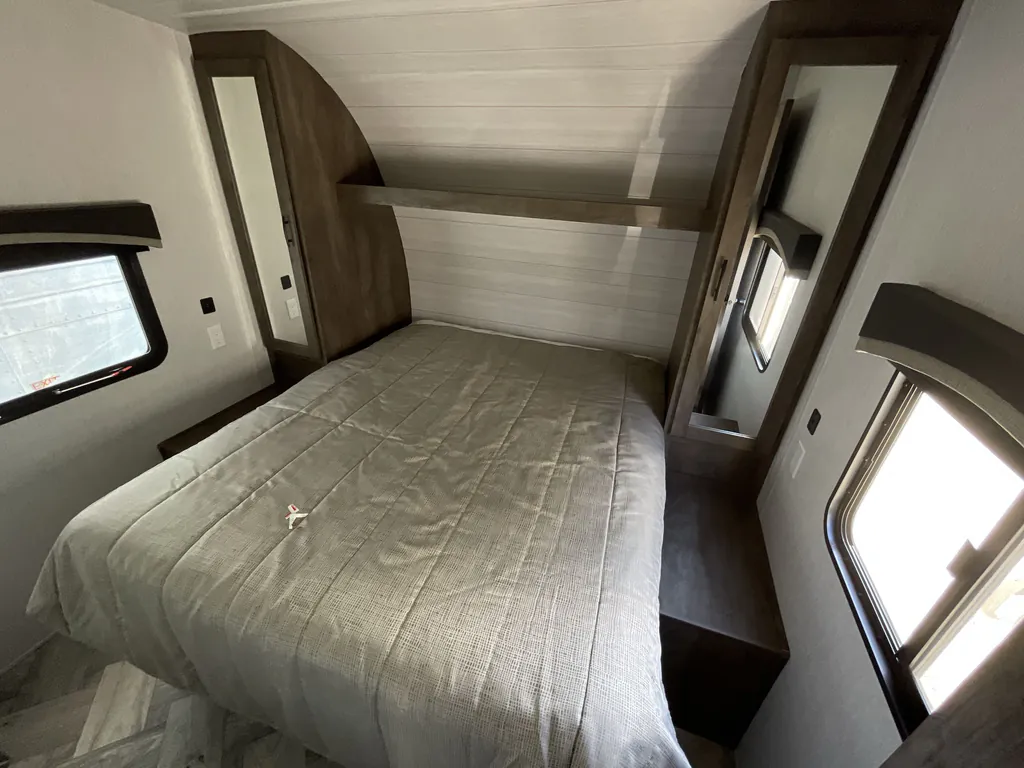 2022 Forest River Stealth FQ2413G, Photos photo 14
