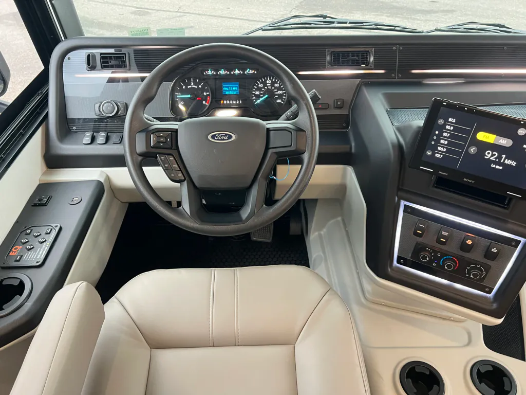 2027 Entegra Coach Vision XL 36C, Photos photo 2