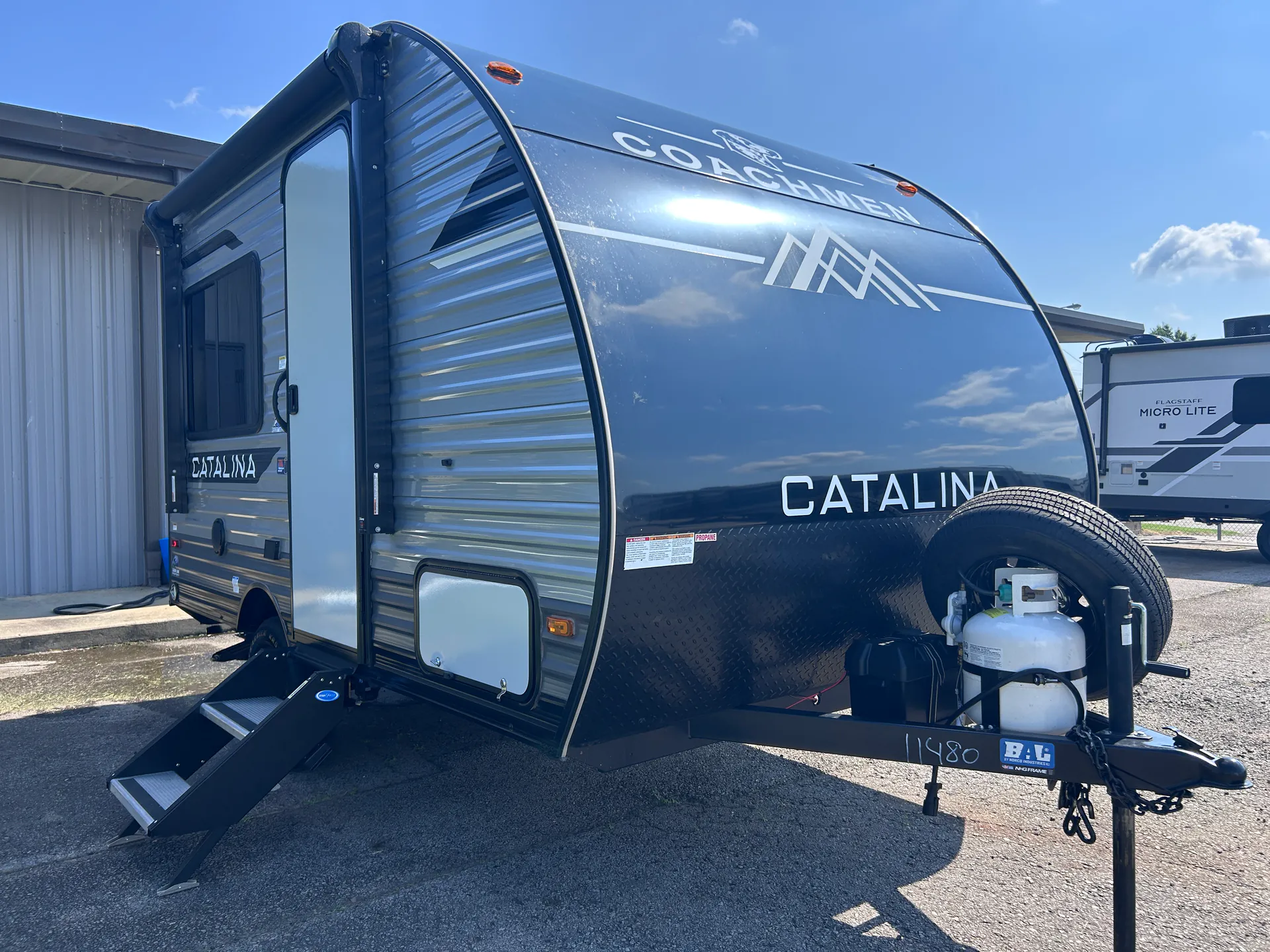 2025 Coachmen Catalina Summit Series 7 134RDX - Photo 2